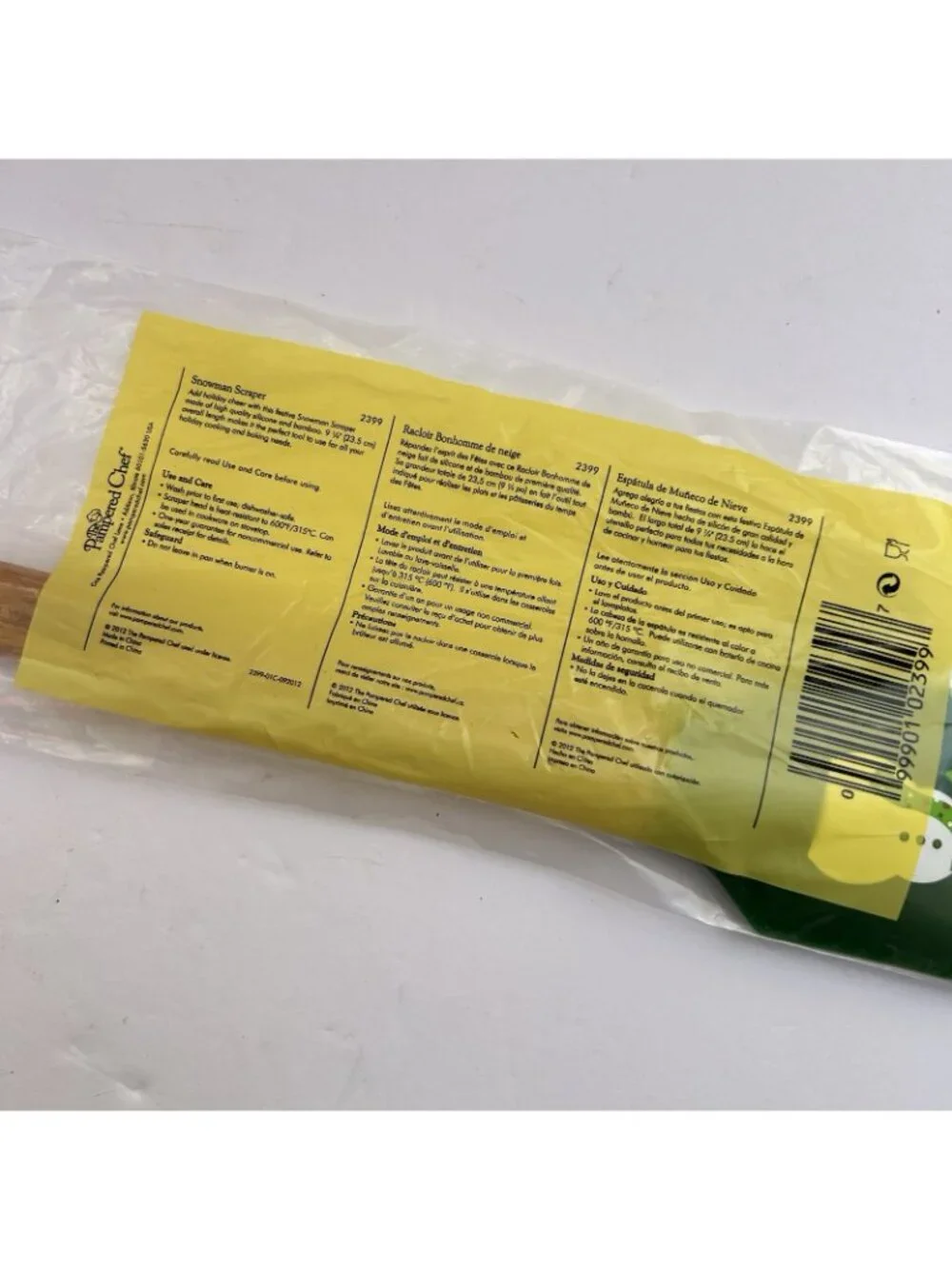 New The Pampered Chef Green Snowman Wooden Scraper 2012 Kitchen Tools